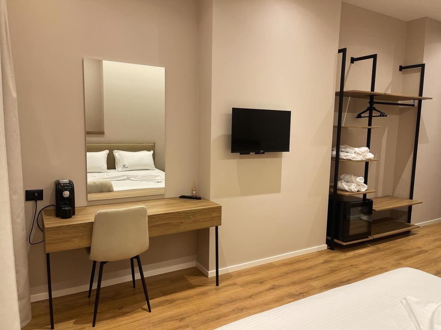 Dia Mare Deluxe Aparthotel วญอเรอ ภายนอก รูปภาพ