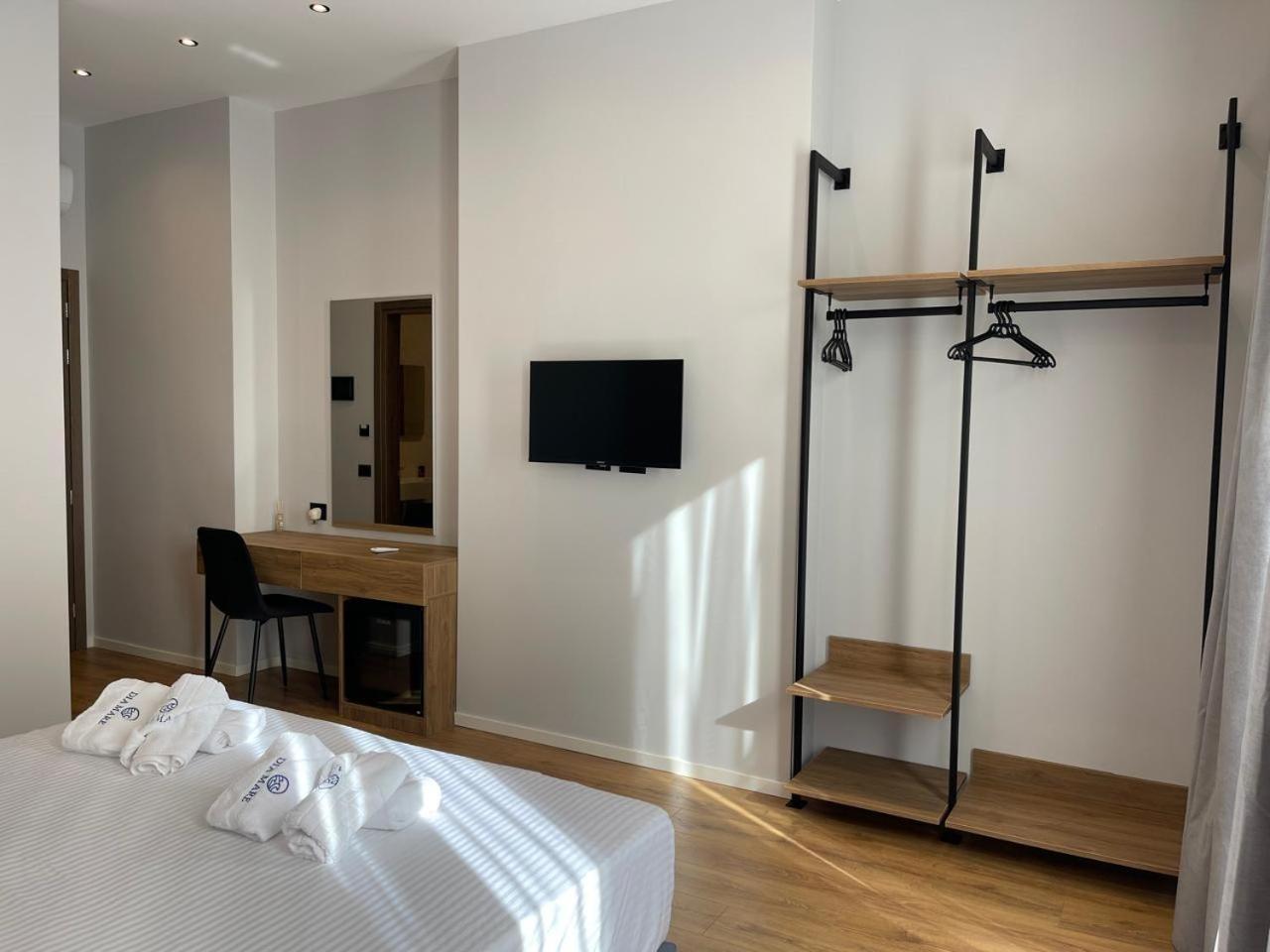 Dia Mare Deluxe Aparthotel วญอเรอ ภายนอก รูปภาพ